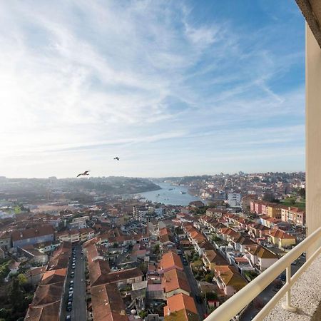 Lovelystay - 1Br Flat With Stunning Views Over Porto Vila Nova de Gaia Ngoại thất bức ảnh