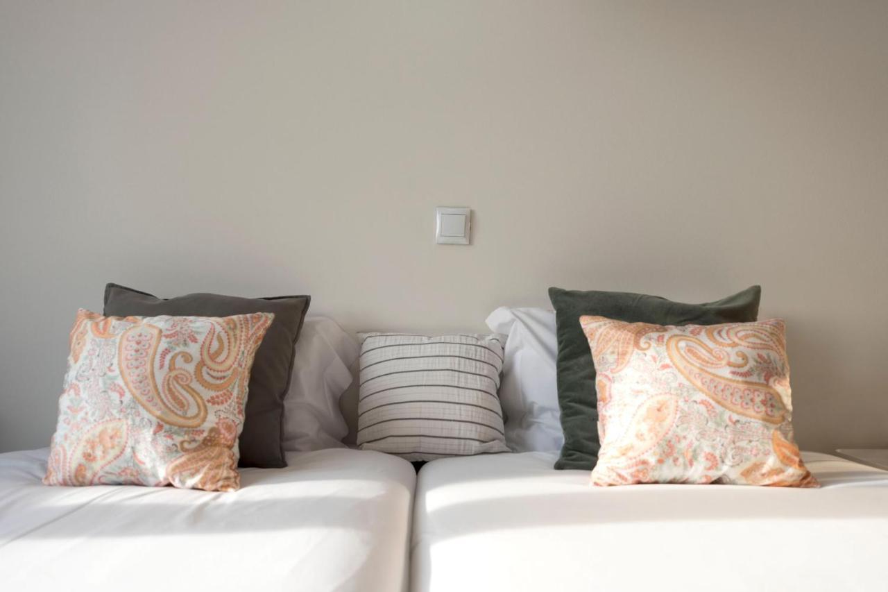 Lovelystay - 1Br Flat With Stunning Views Over Porto Vila Nova de Gaia Ngoại thất bức ảnh